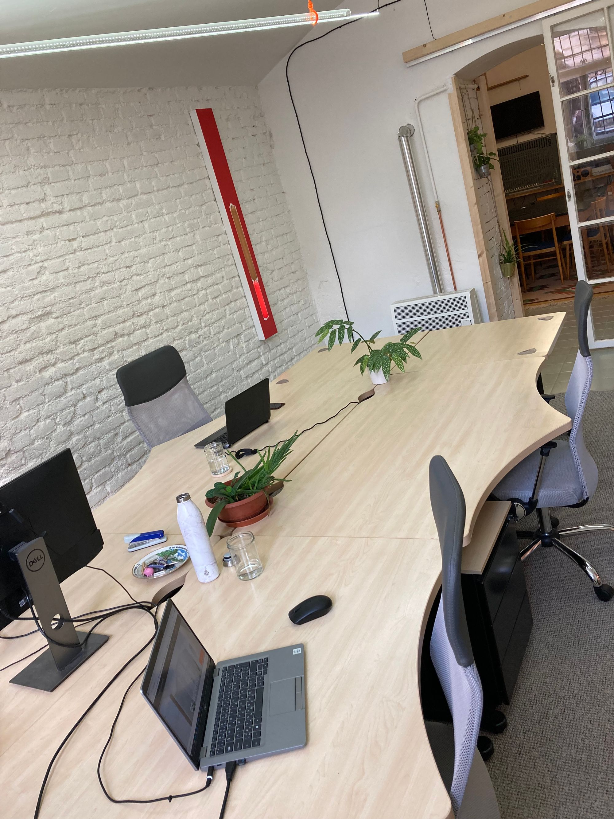 Kompaktní coworky se nenápadně dostávají do popředí
