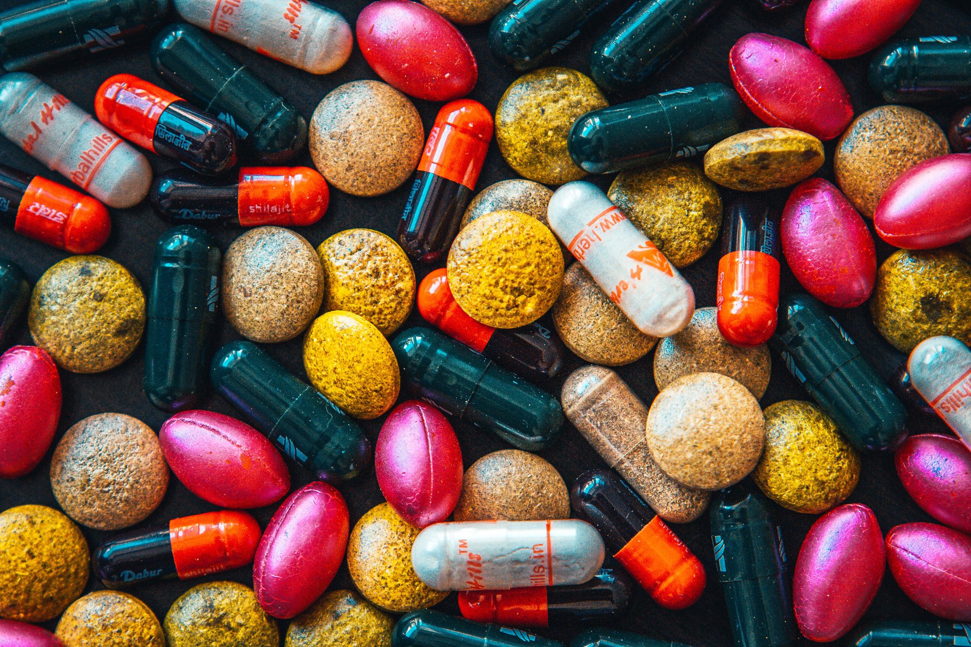 Přirozená antibiotika byla objevena v lidském těle