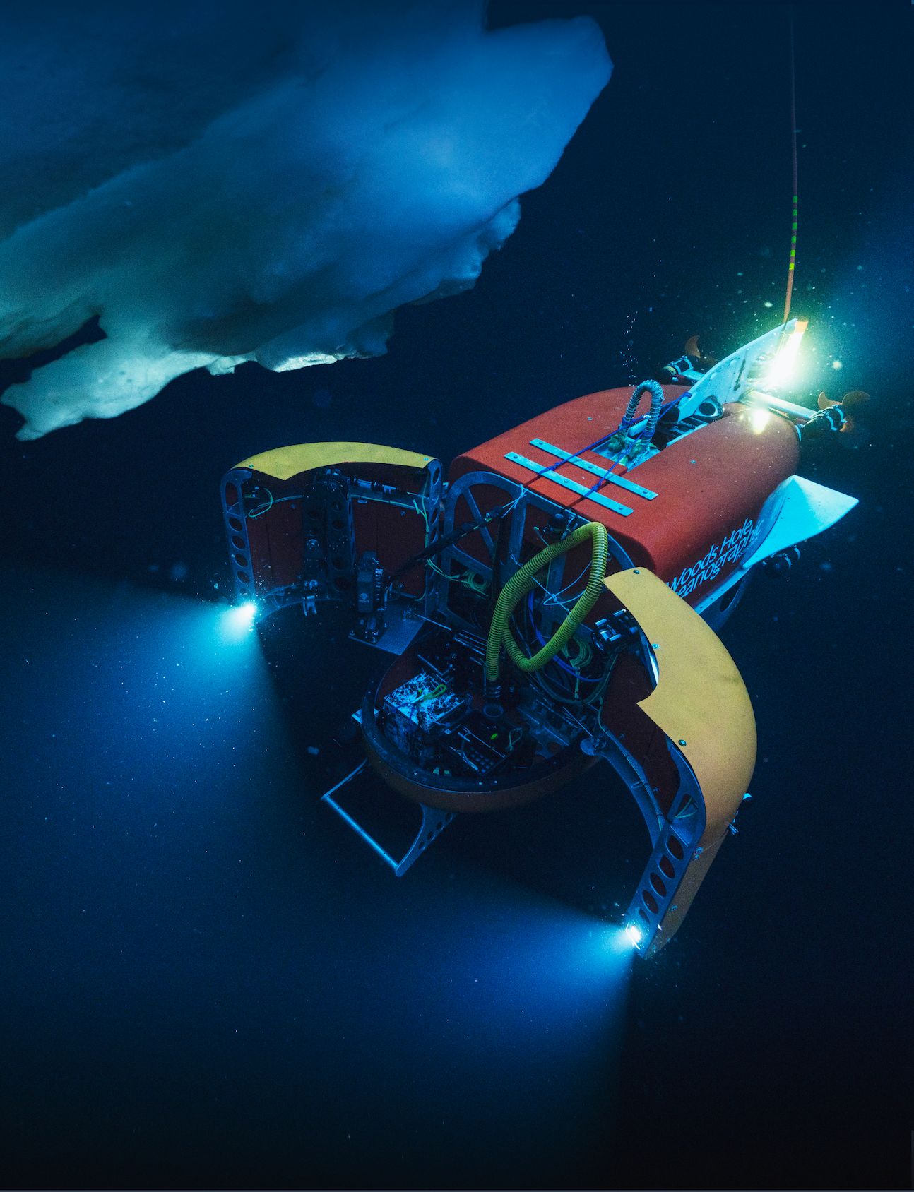 Robotická ponorka poprvé prozkoumá grónské ledovce zespodu, aby objasnila proces jejich odtávání